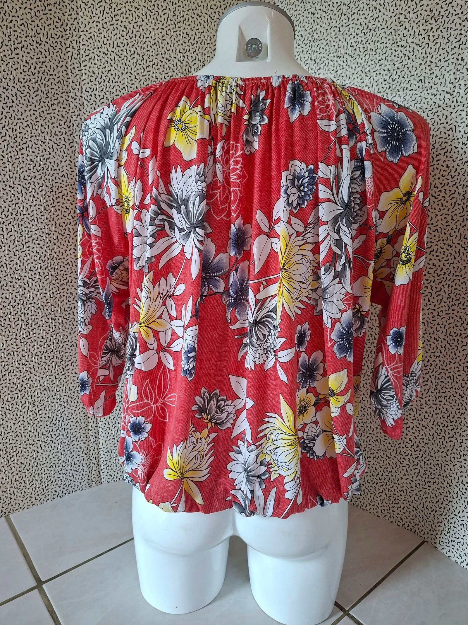 Blusa florida Mielo Moda T3 coral boêmio mangas 3/4 – photo 5